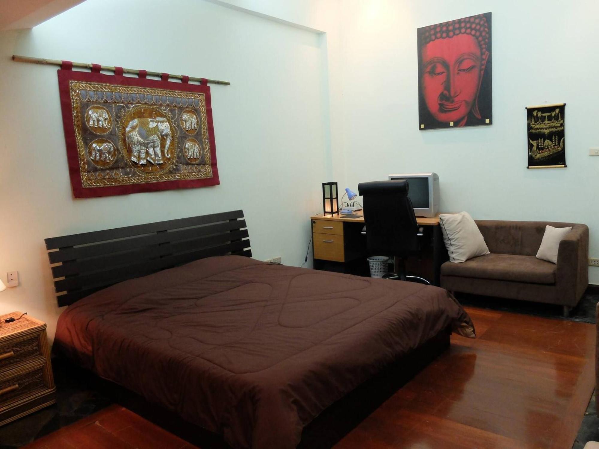 555 Double Unit 9karat Apartment *