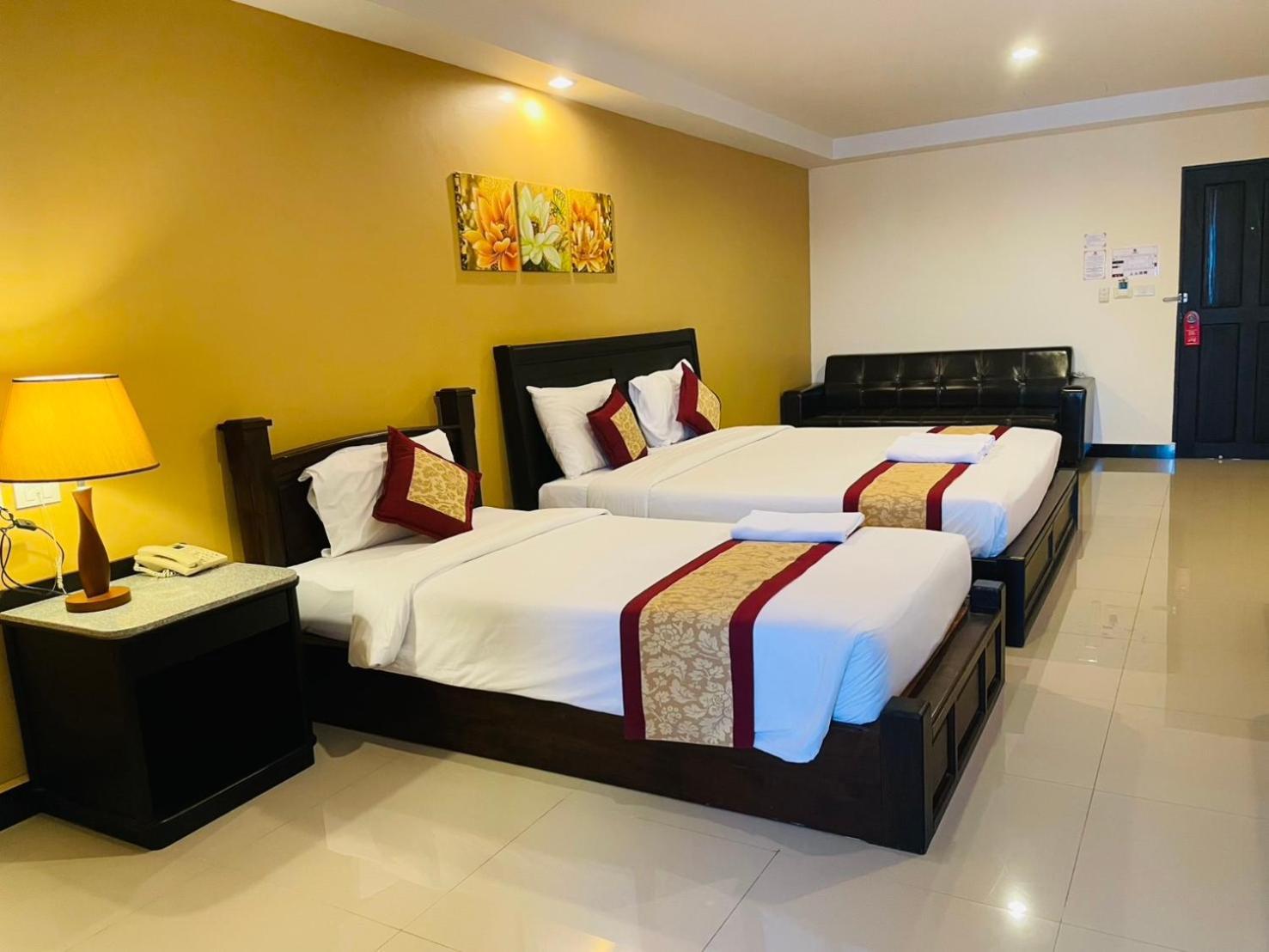 The Grand Day Night Hotel Pattaya