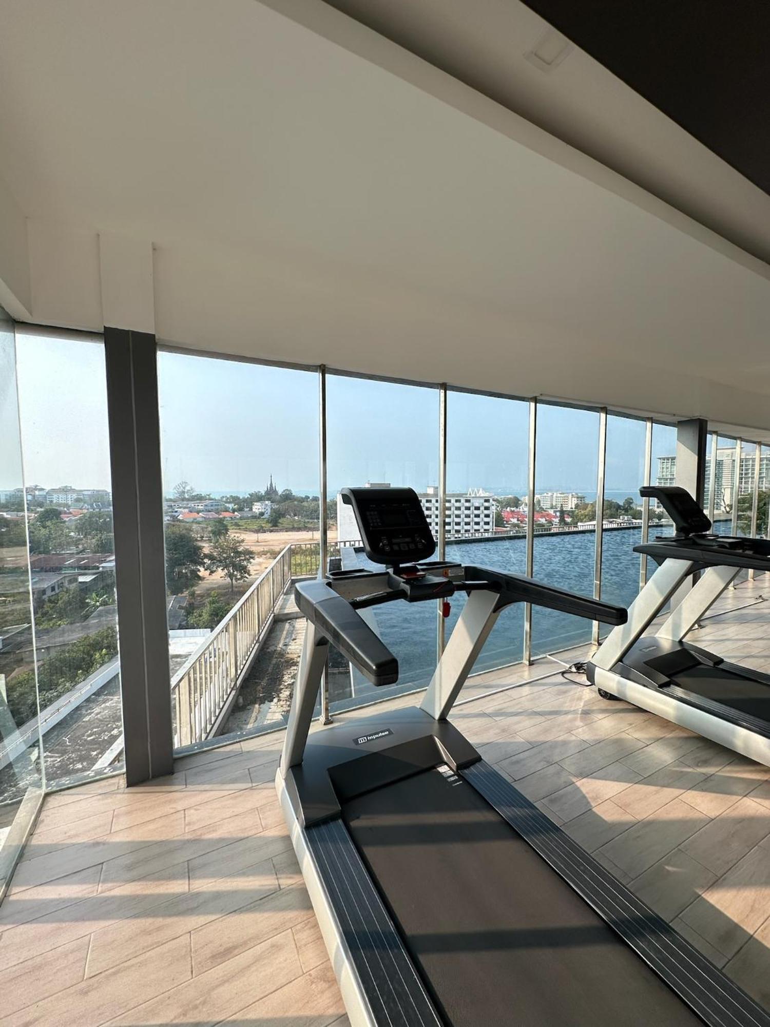 Apartment The Prim Grand Wongamat N103 - Spacious Near The Sea