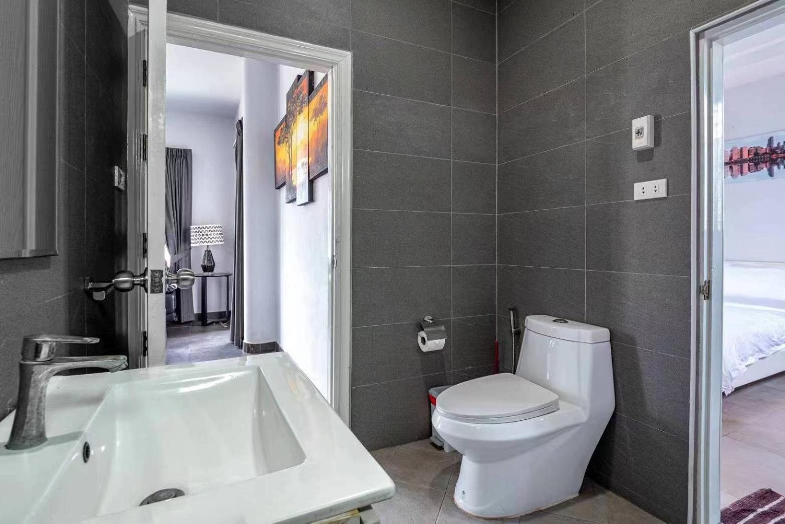 Villa Luxury Thai Style Pool In Downtown Pattaya, Close To Walking Street
