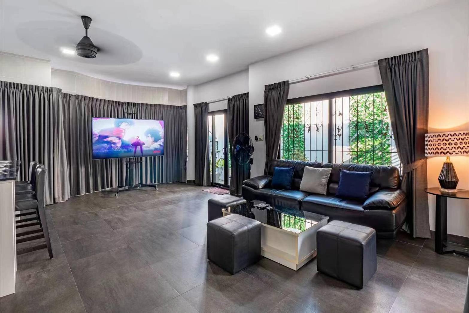 Luxury Thai Style Pool In Downtown Pattaya, Close To Walking Street Villa *