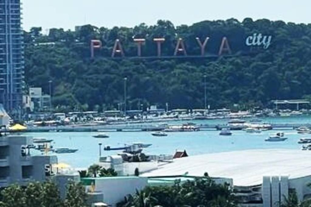 Downtown Charm Edge 1 Bedroom Seaview Apartment Pattaya