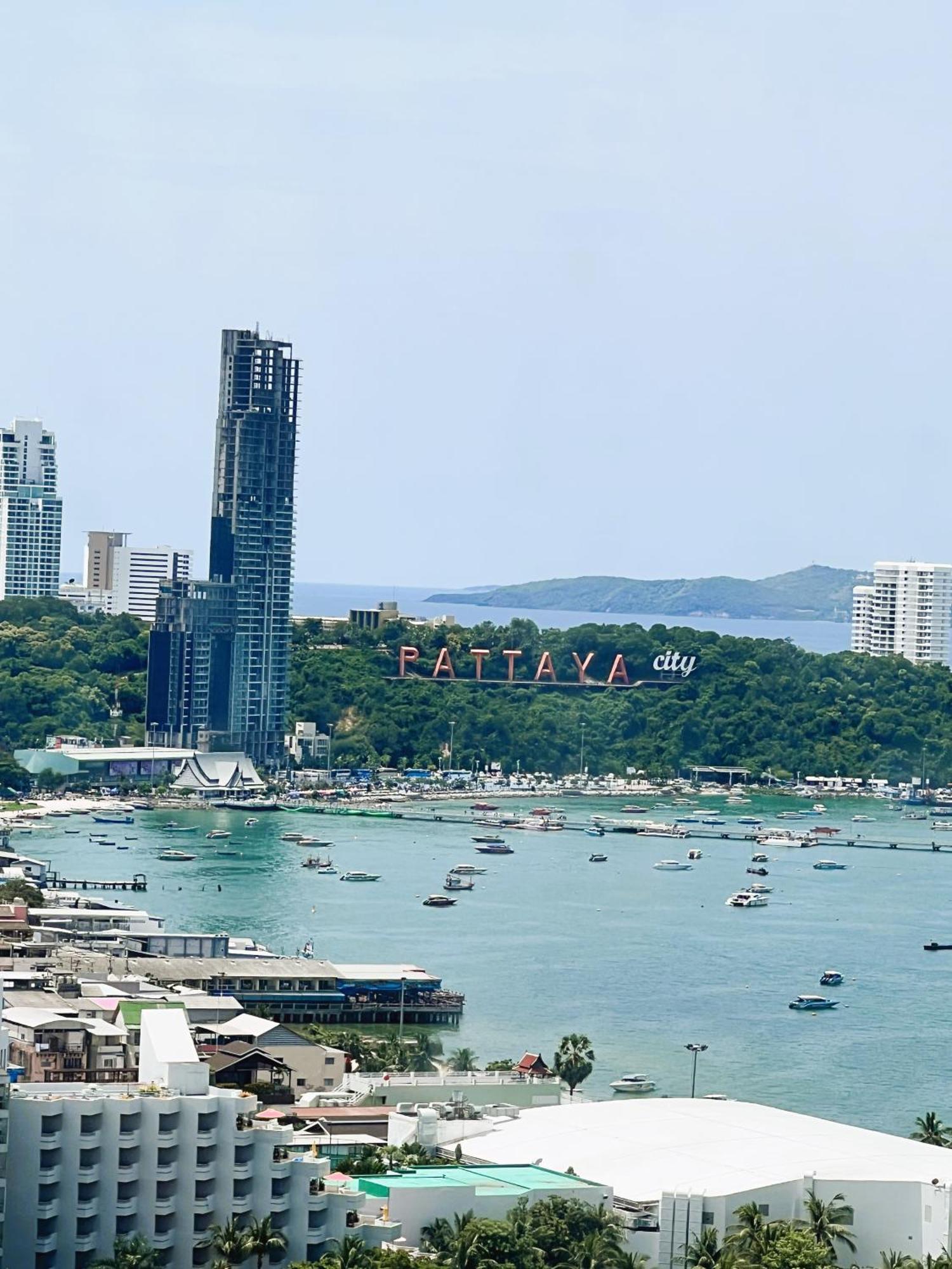 Downtown Charm Edge 1 Bedroom Seaview * Pattaya