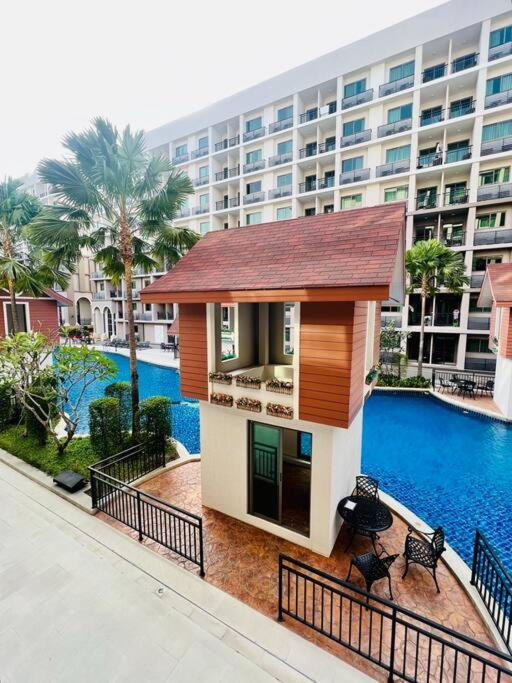 Lovely Pool View Arcadia 1 Bedroom * Pattaya