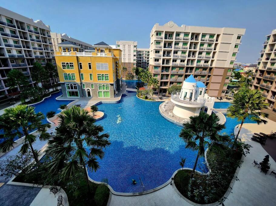 Apartment Lovely Pool View Arcadia 1 Bedroom *