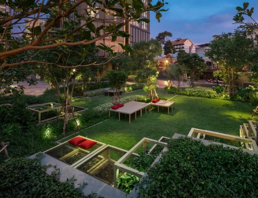 Modern Luxury Edge 1 Bedroom Seaview Apartment