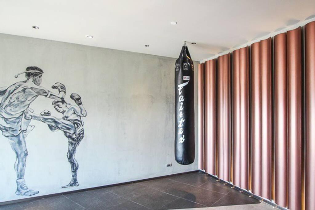 Modern Luxury Edge 1 Bedroom Seaview