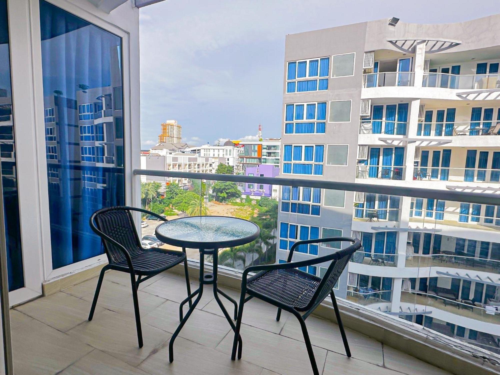 Grand Avenue By Monthstayz Thailand *