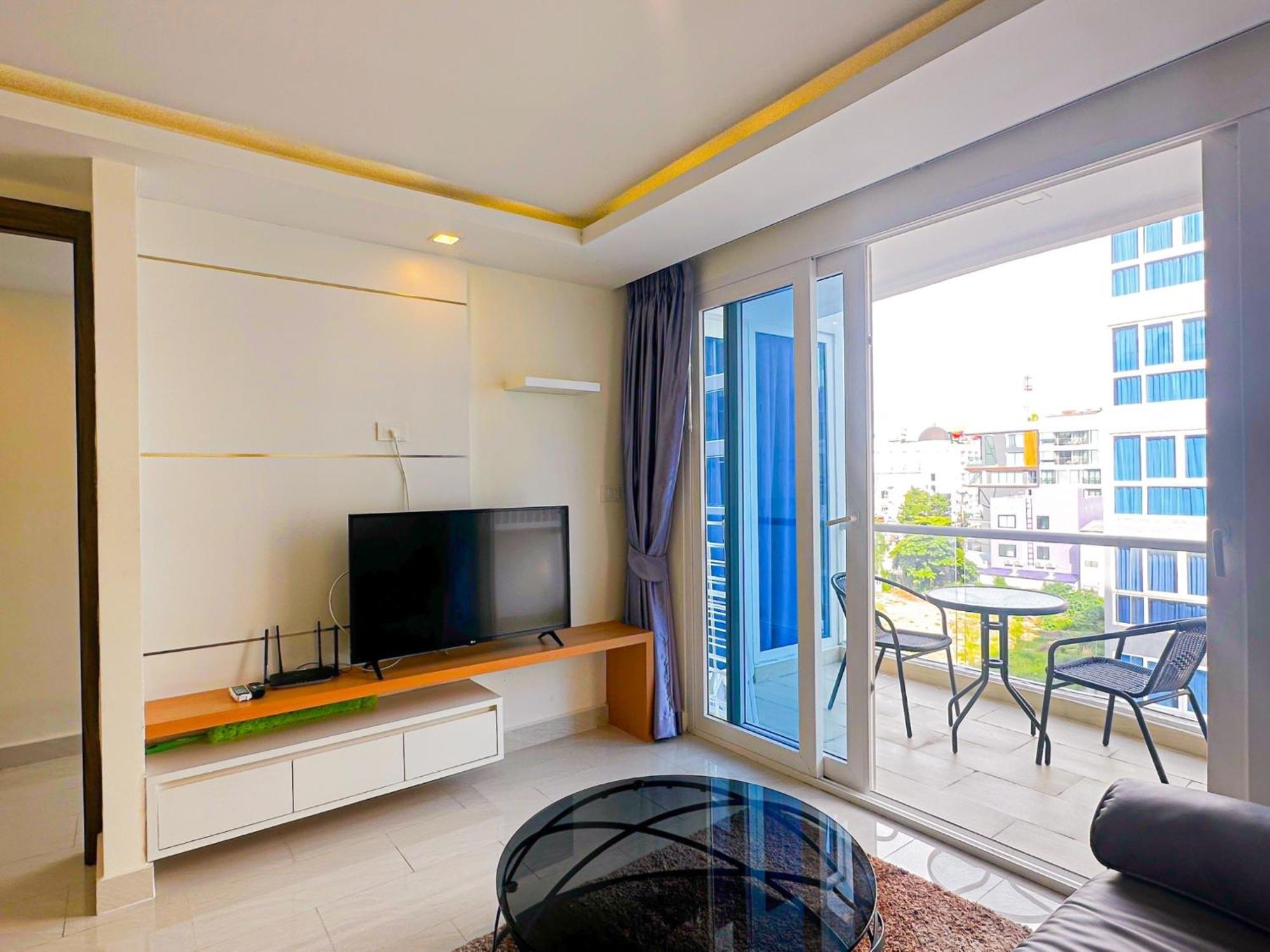 Grand Avenue By Monthstayz Thailand Apartment
