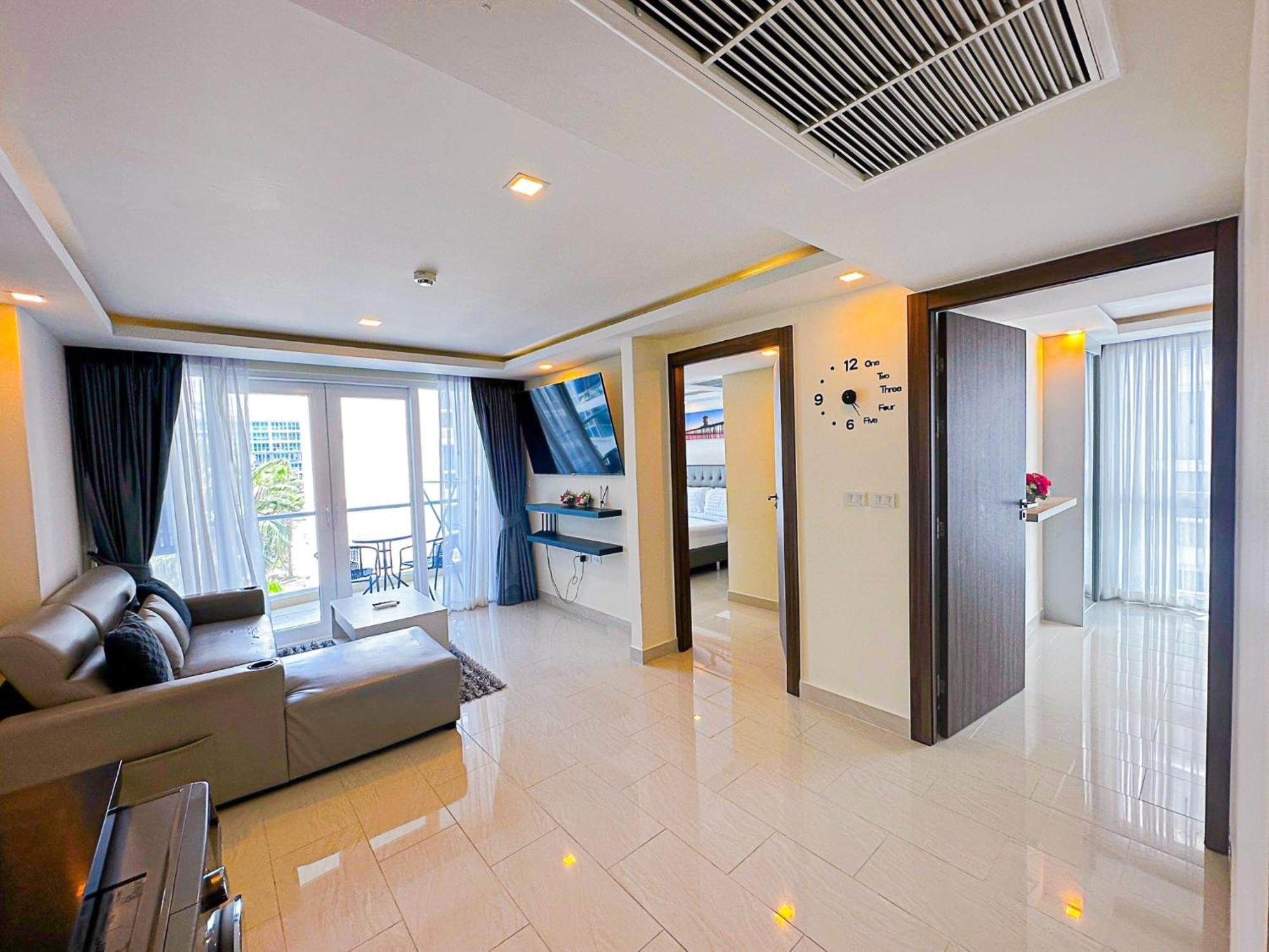 Grand Avenue By Monthstayz Thailand