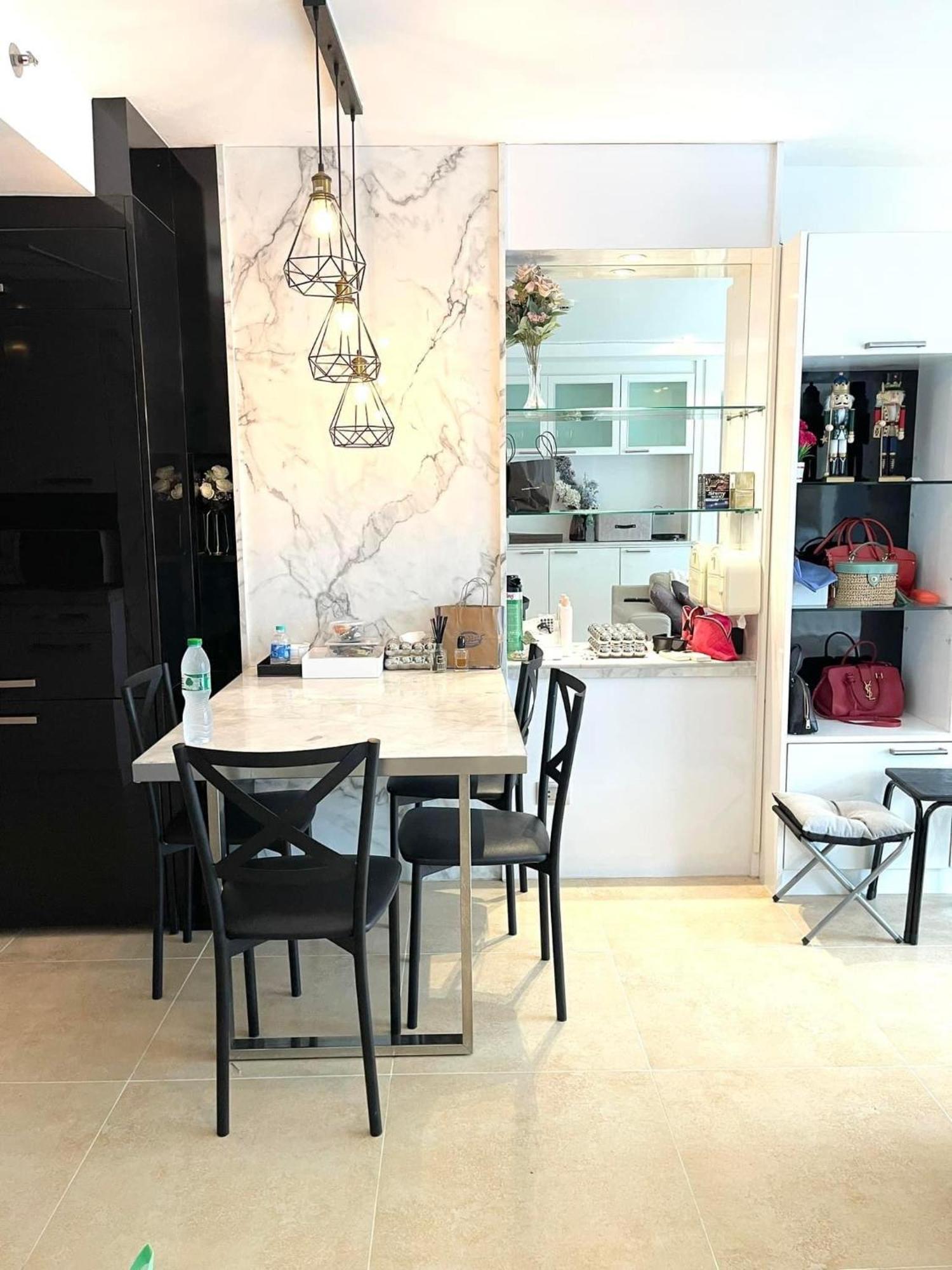 2 Bedrooms Near * Pattaya