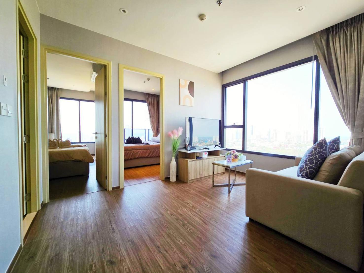 Apartment Once Modern *