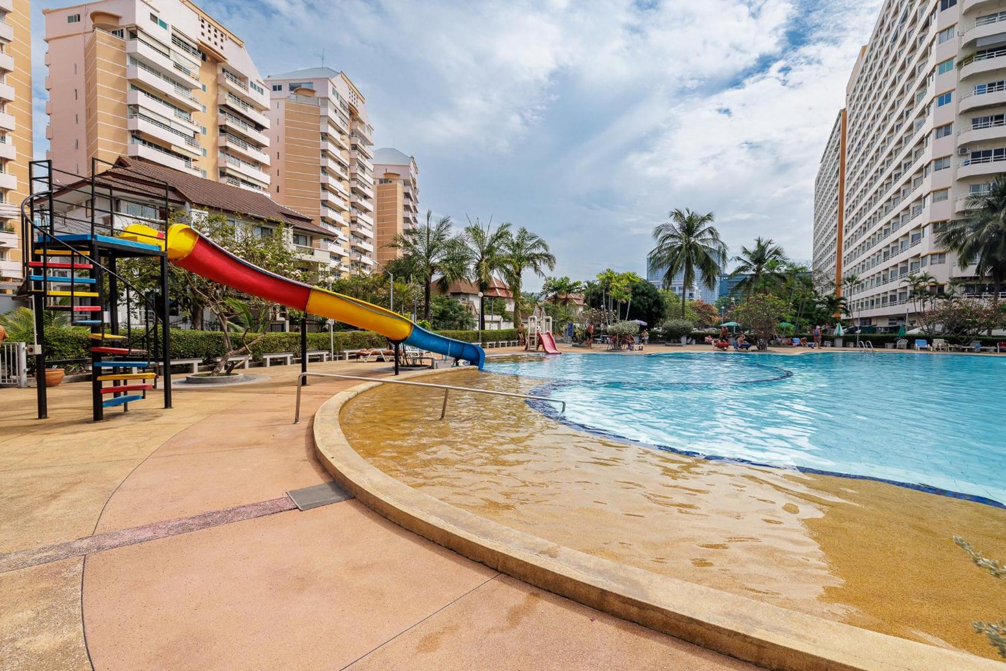 Apartment View Talay 1 - A Bldg Pattaya