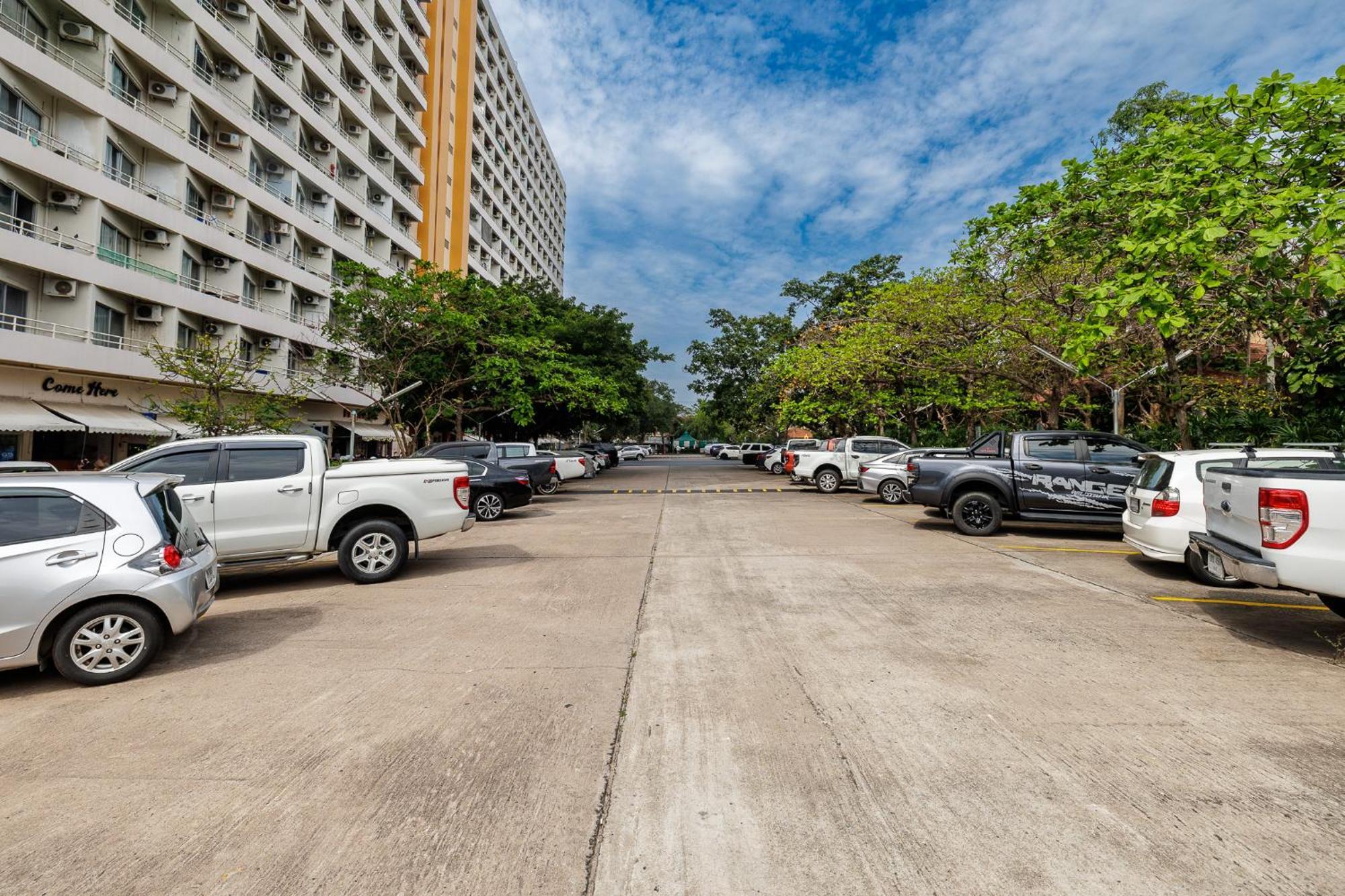 View Talay 1 - A Bldg Apartment