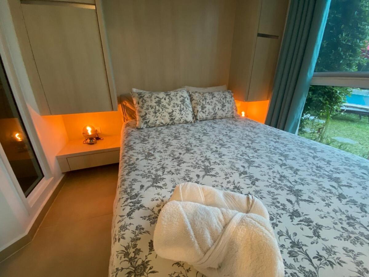 Olympus Direct Pool Access Apartment *