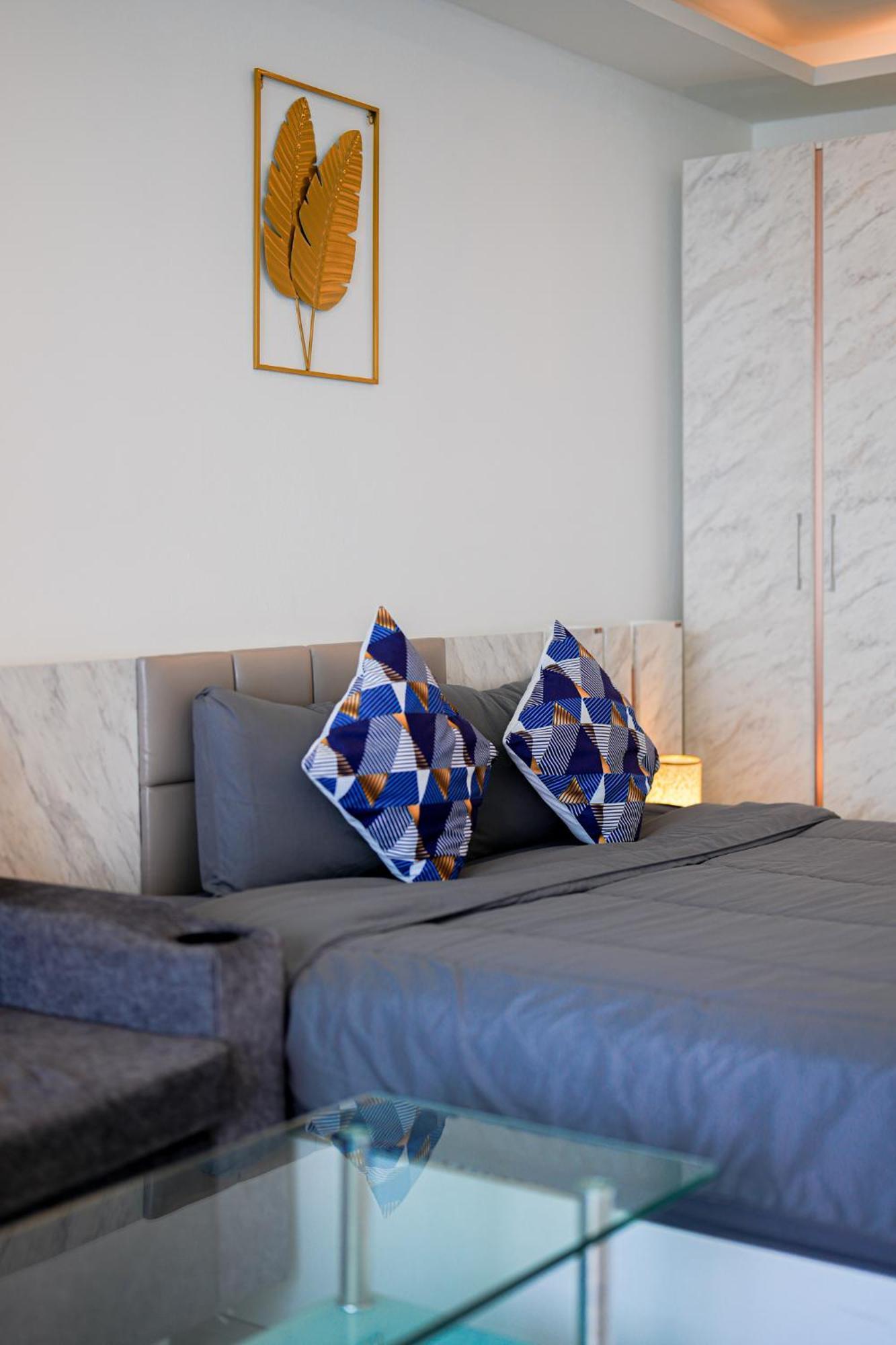 Jomtien Beachside At View Talay5 *