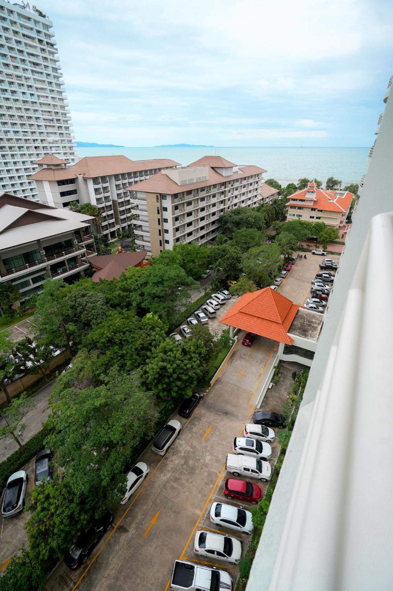 Jomtien Beachside At View Talay5 Apartment Pattaya