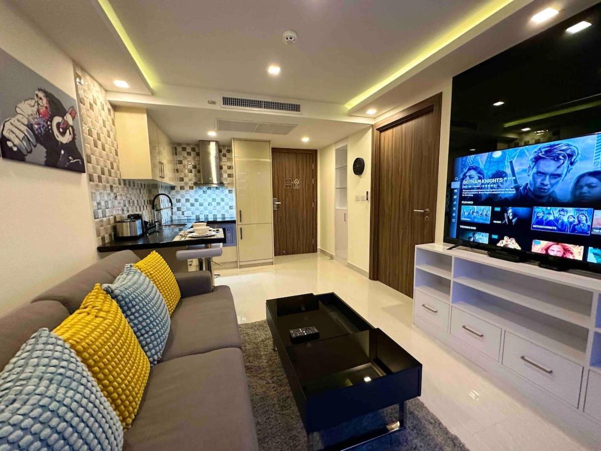 Luxury - Centre - Grand Avenue - 405 Apartment *