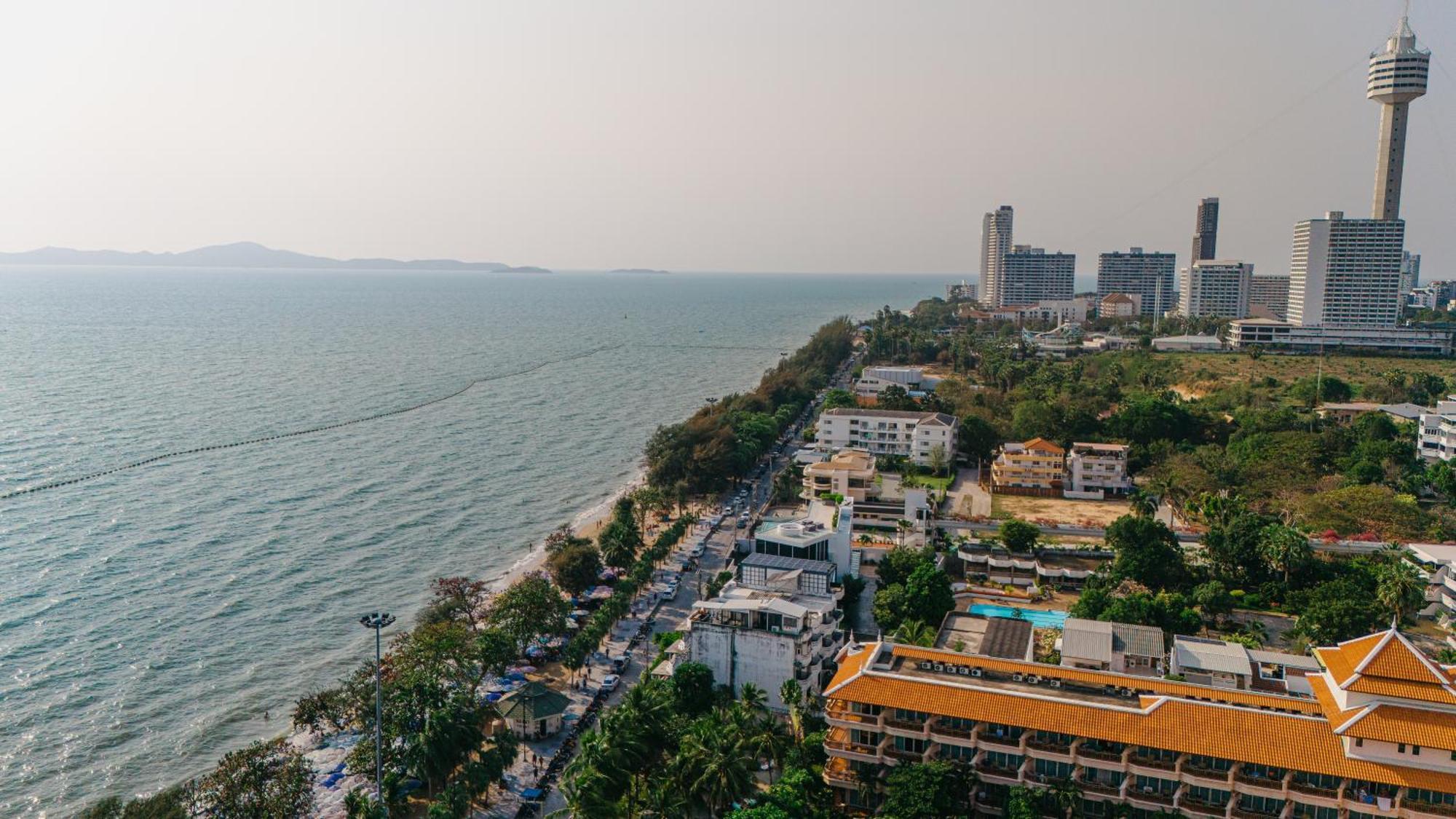 Jomtien Seaside At View Talay 5