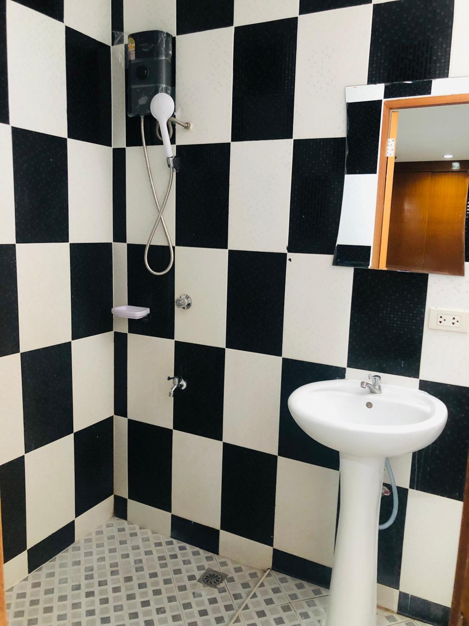 Royal Star Hotel 3*