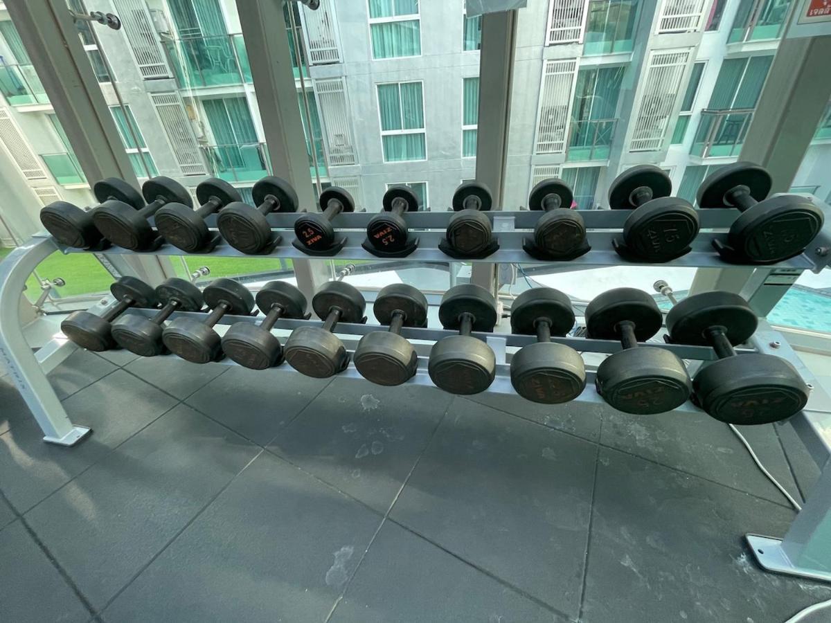 Stylish - Ultra-fast Fiber Internet, Pool, Sauna, Gym, Smart Tv, Guest Friendly * Pattaya