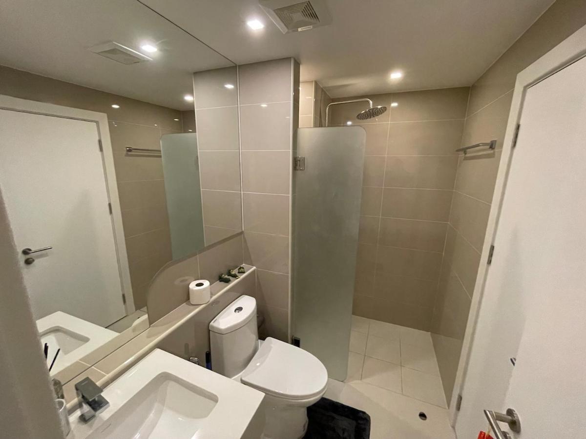 Apartment Stylish - Ultra-fast Fiber Internet, Pool, Sauna, Gym, Smart Tv, Guest Friendly