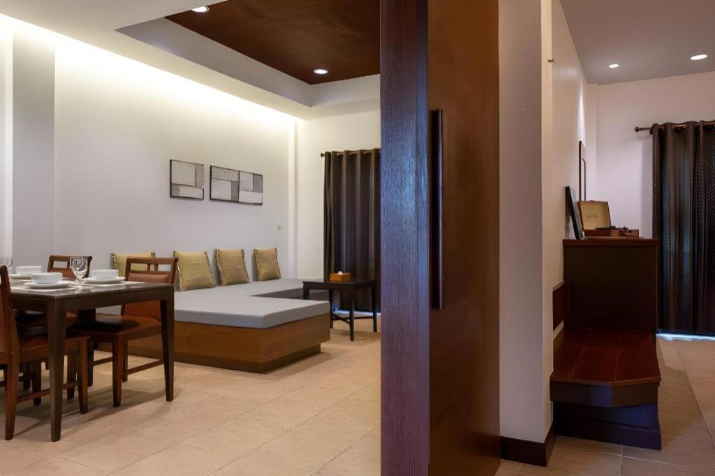 Rose Bay 3* Pattaya