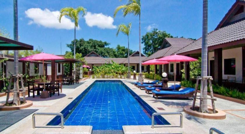 Resort Rose Bay Pattaya