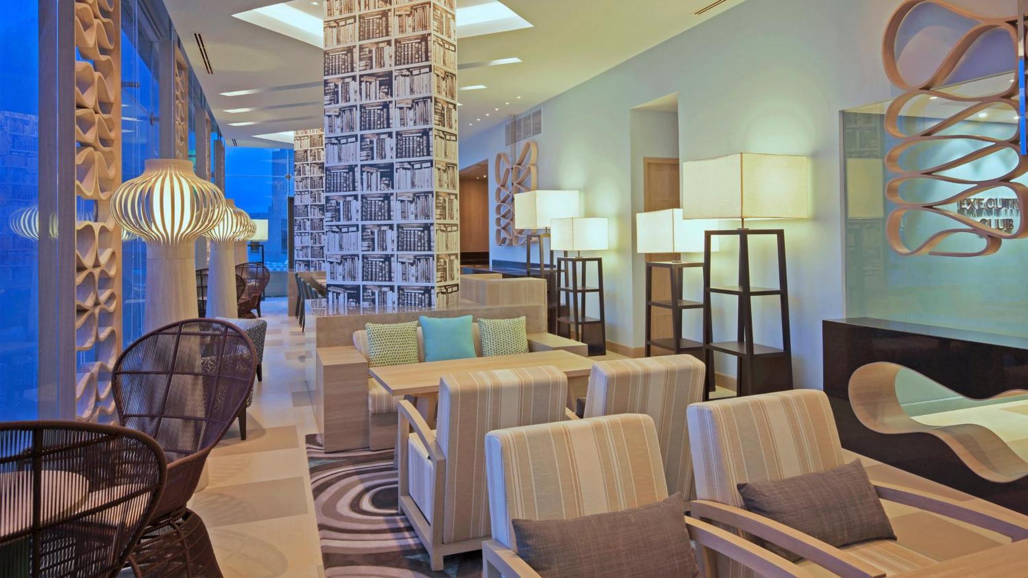 By Ihg 4*