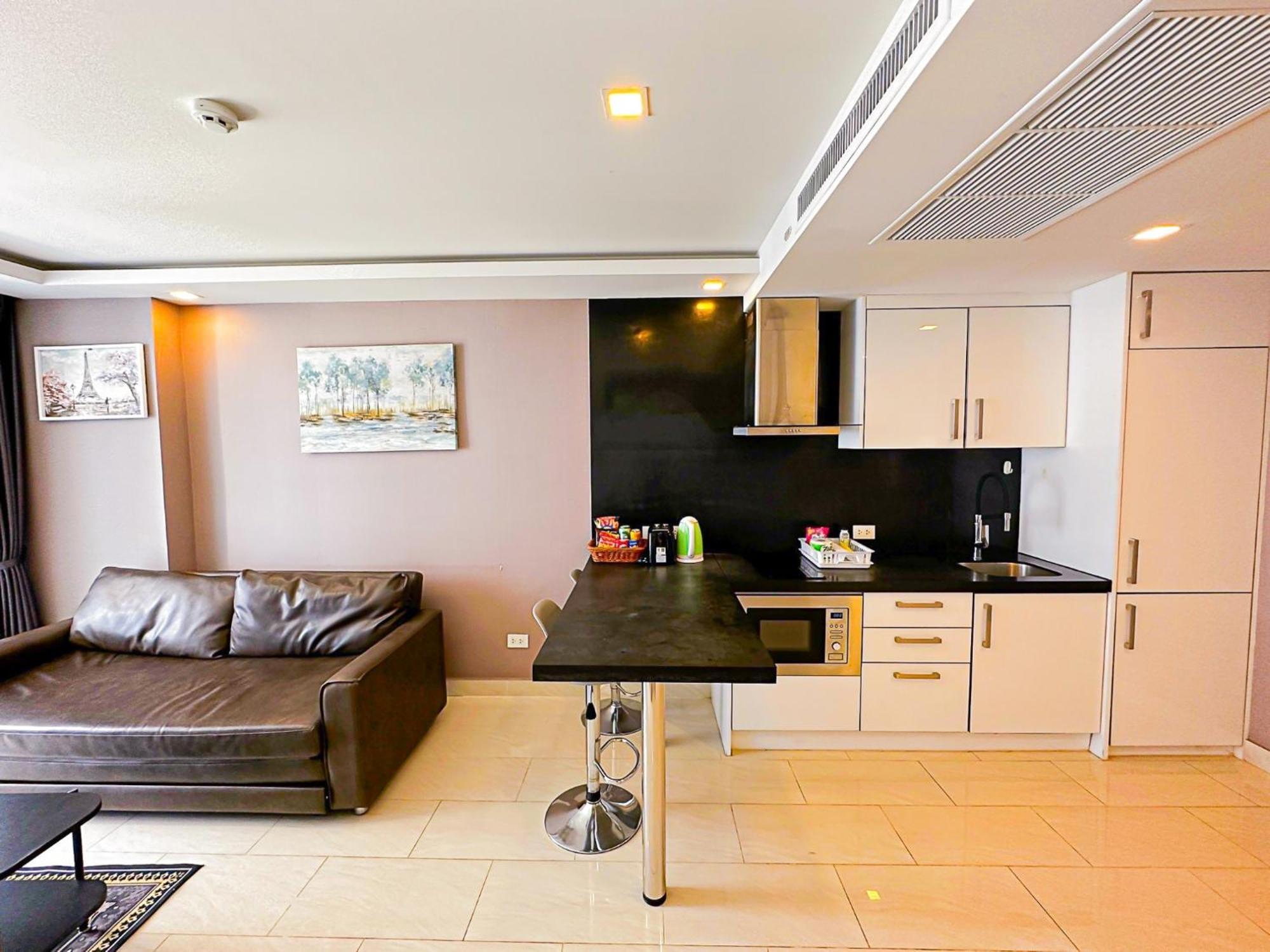 Apartment Grand Avenue By Monthstayz Thailand Pattaya