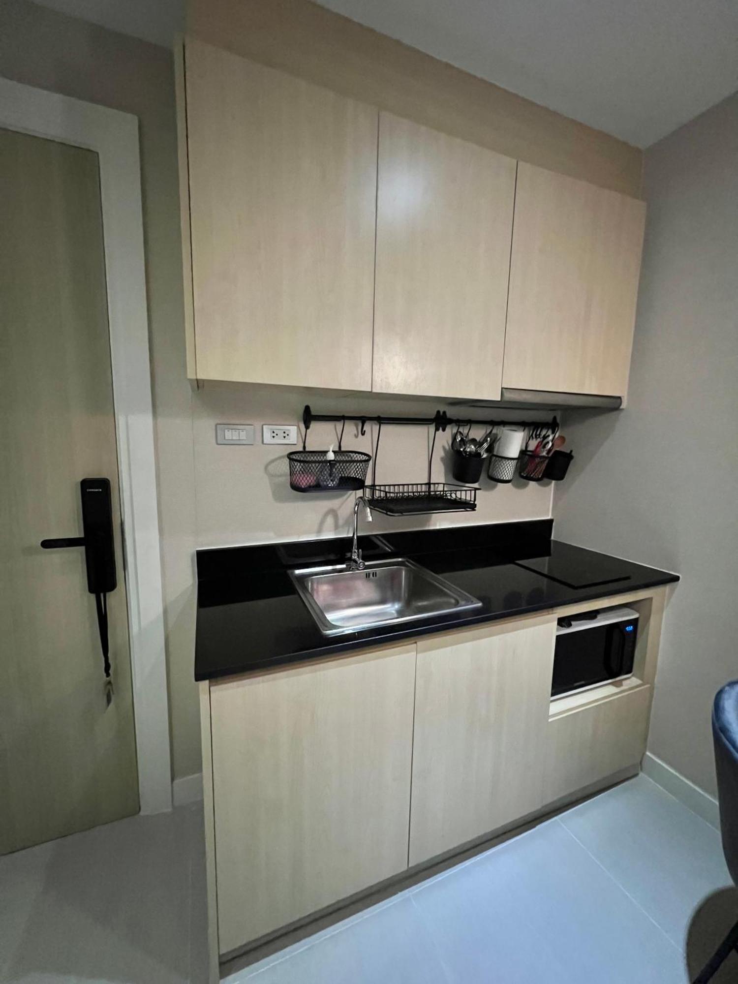 Apartment With Waterpark Pattaya