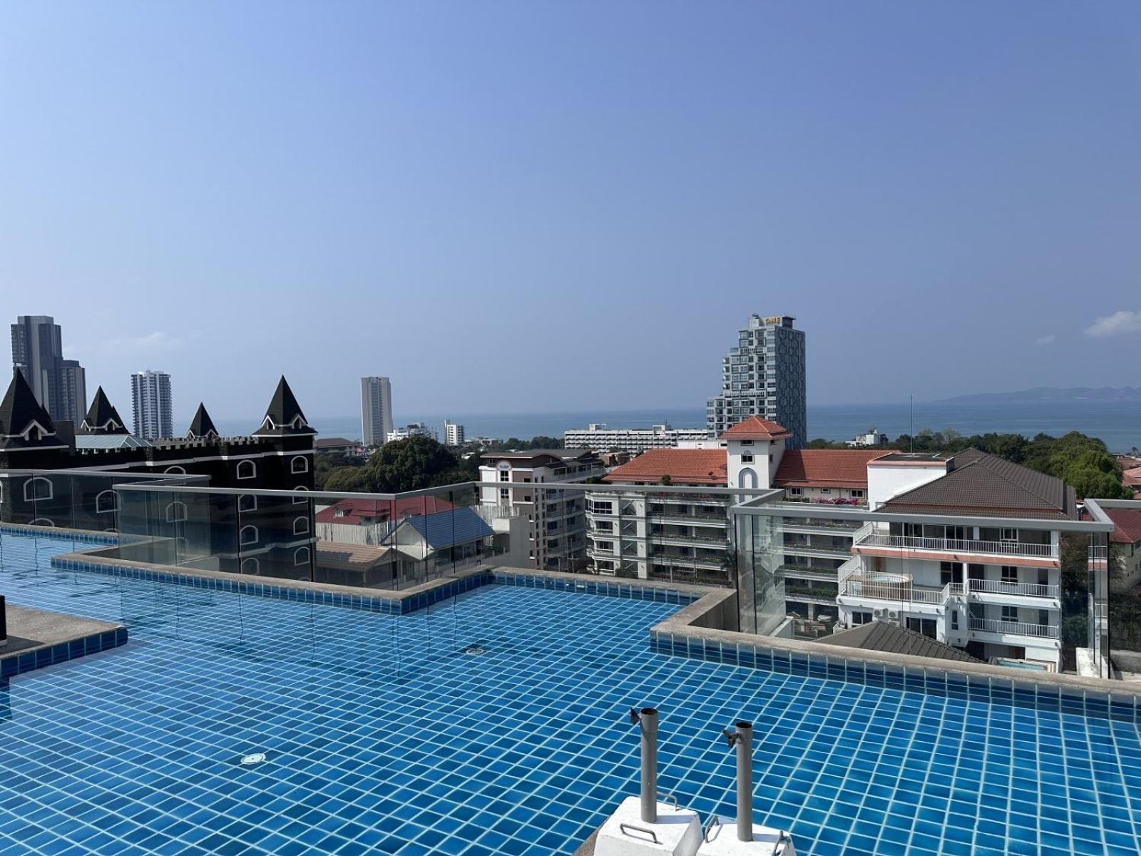 Apartment C-view 4 By Thaiminatorpattaya *