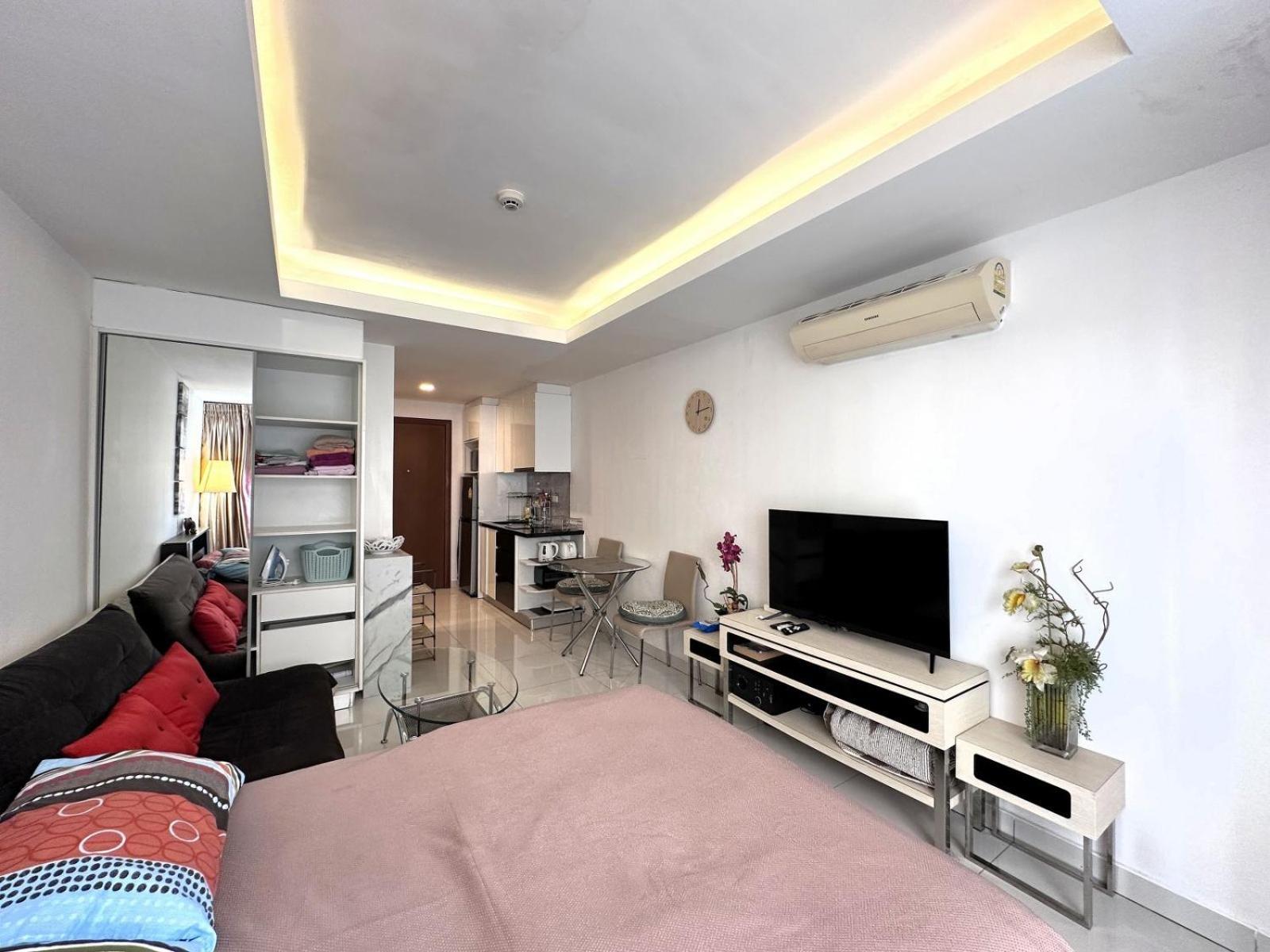 C-view 4 By Thaiminatorpattaya * Pattaya