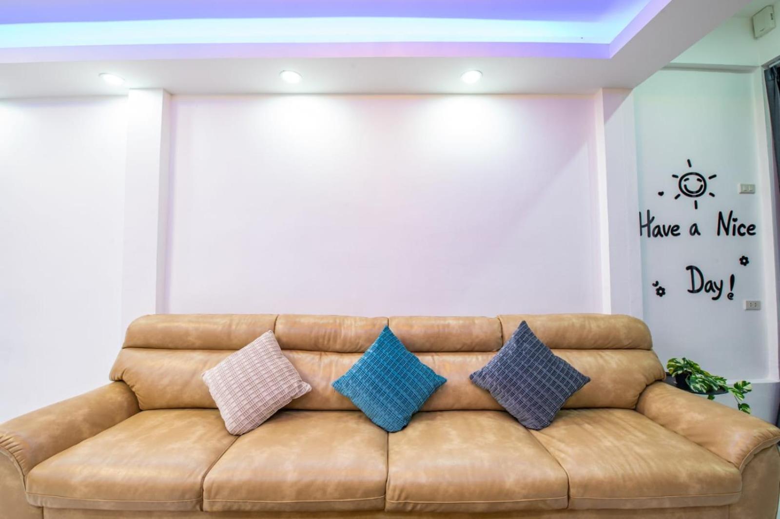 3 Bedroom Pool Royal Park Village * Pattaya