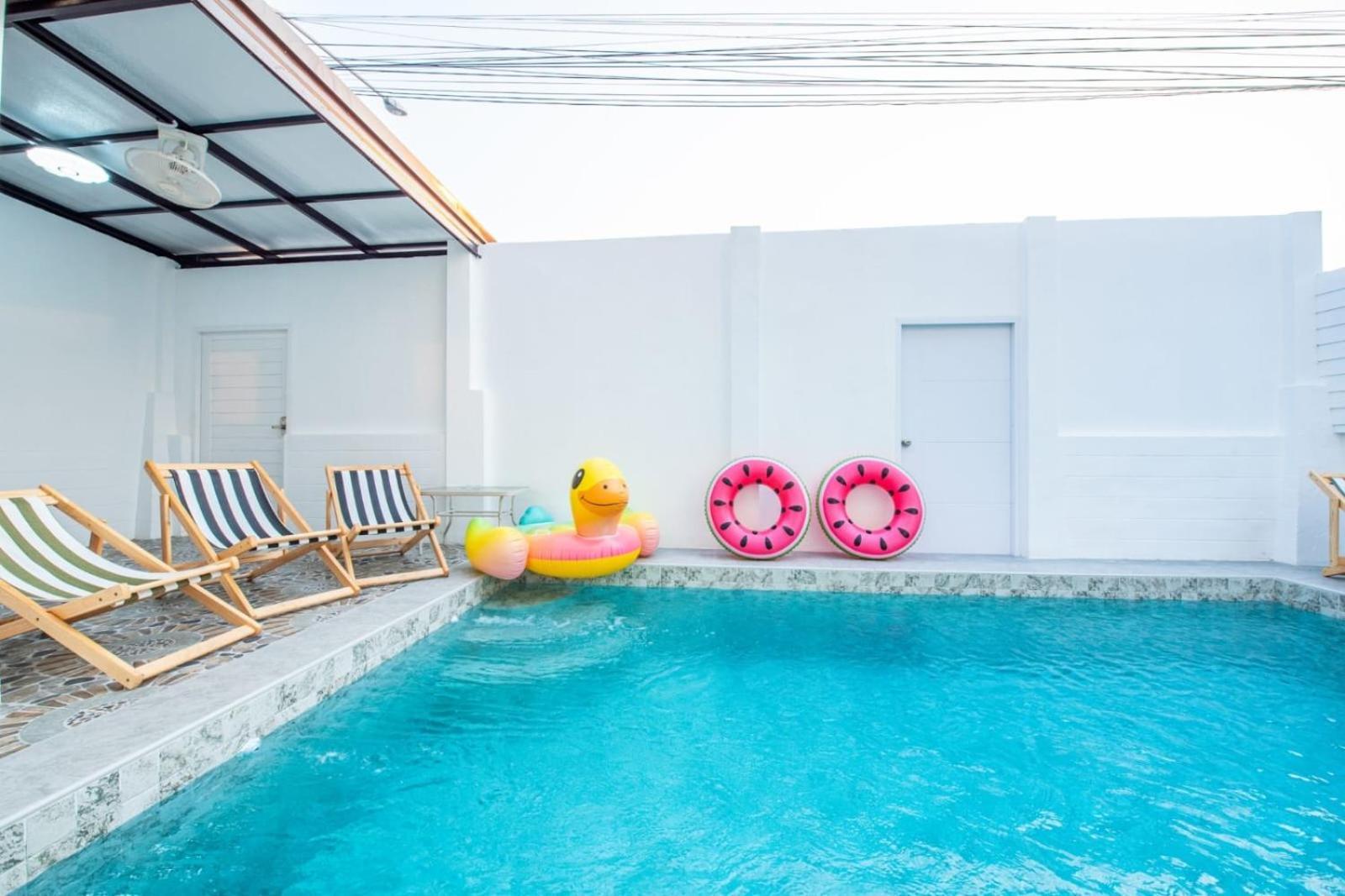3 Bedroom Pool Royal Park Village Pattaya