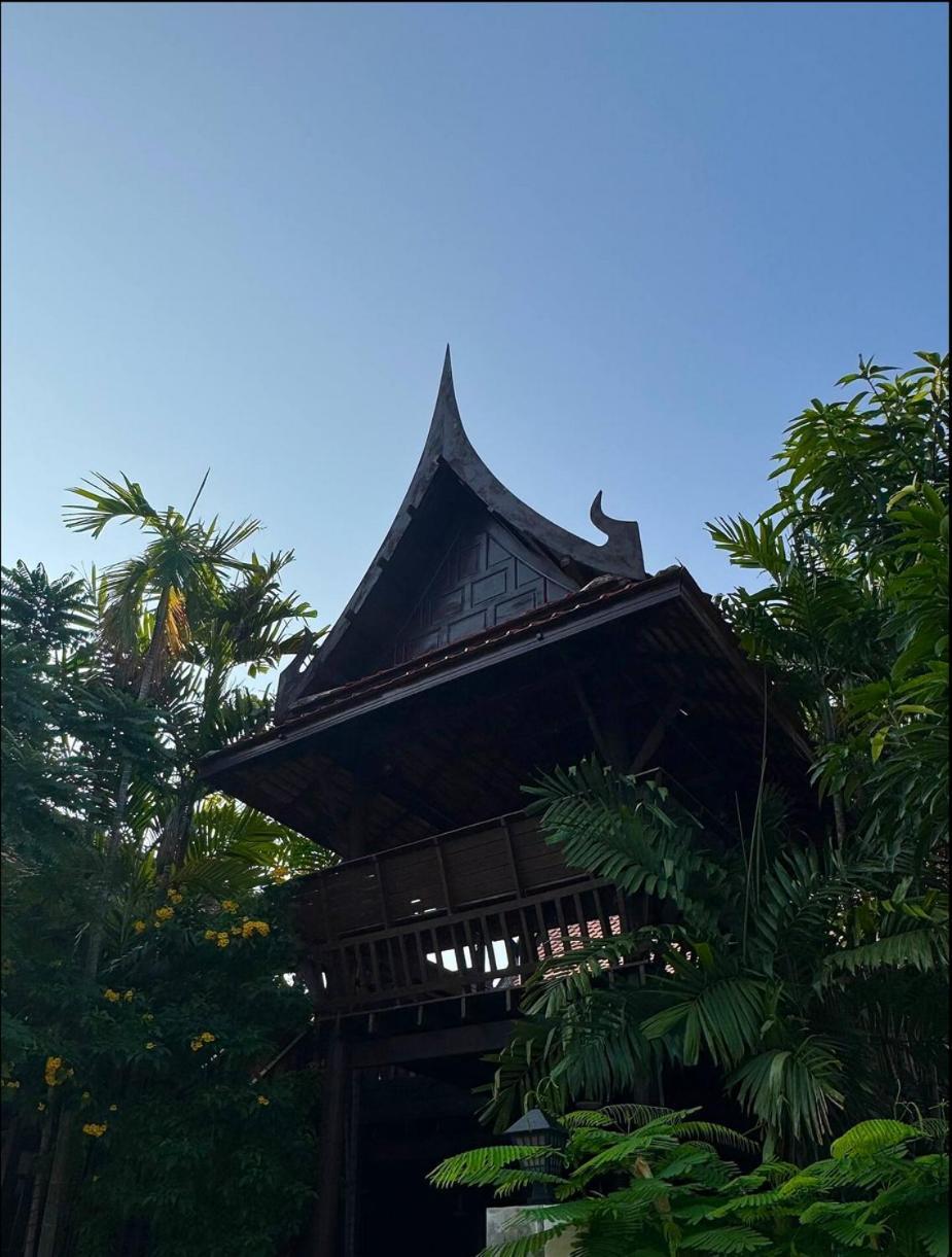 Villa Modern Thai Style & Pool Pattaya