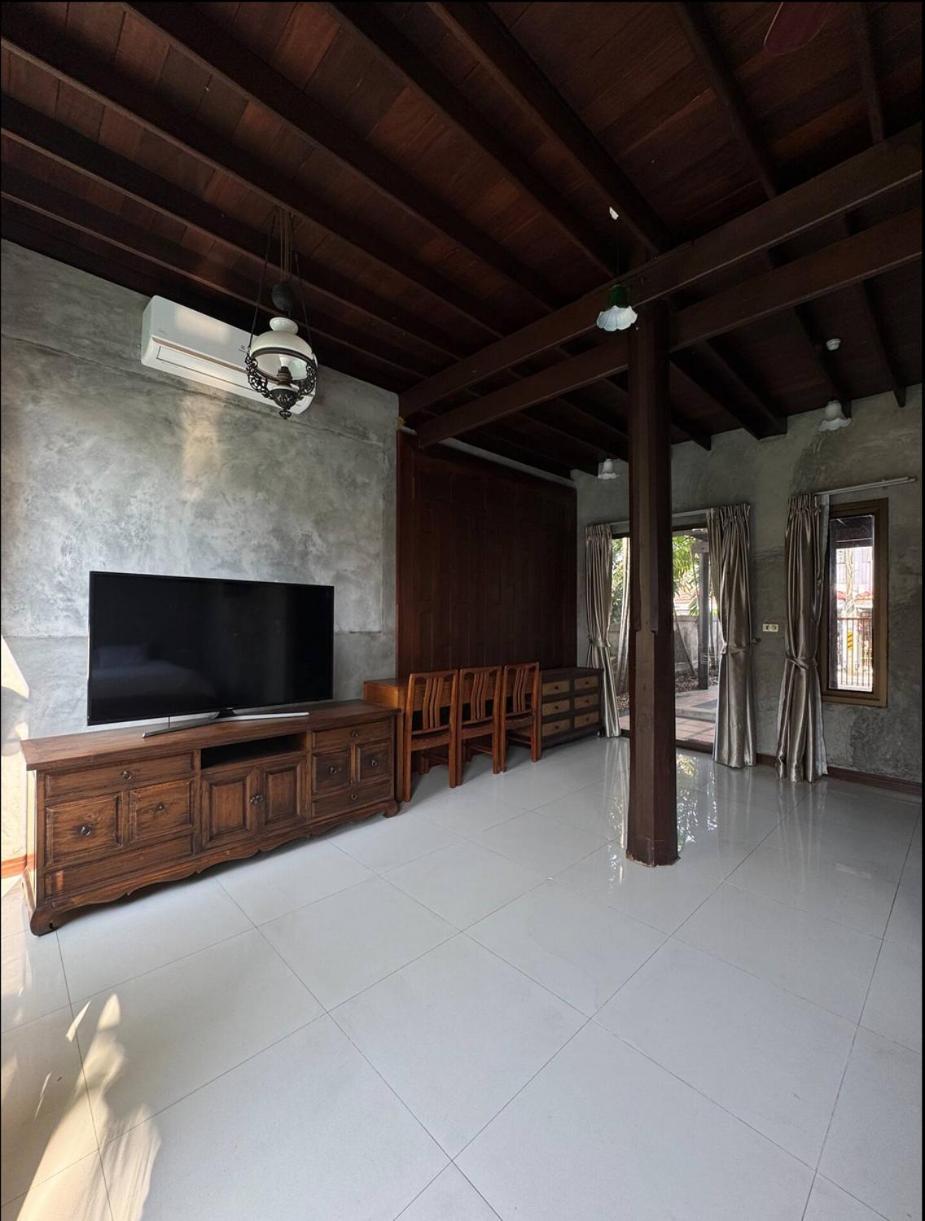 Modern Thai Style & Pool