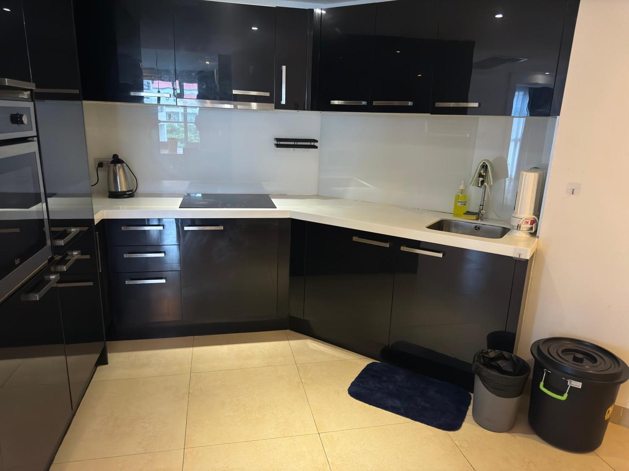 Centara Avenue 2br Smart Tv Wifi *
