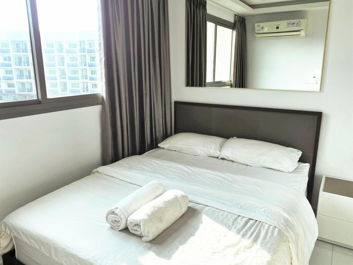 Elegant Avec Balcon, Piscine & Sauna Apartment