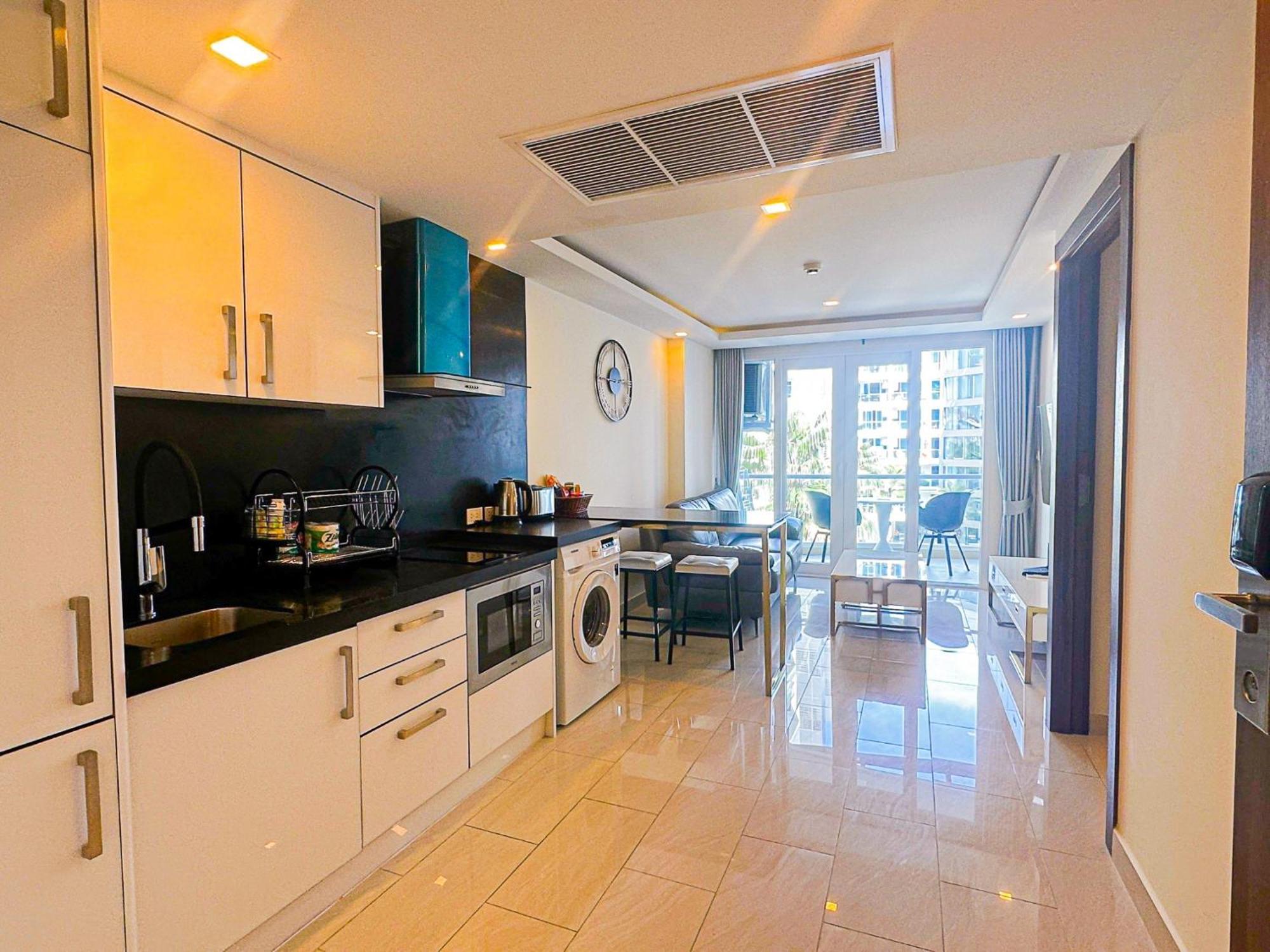 Grand Avenue By Monthstayz Thailand * Pattaya