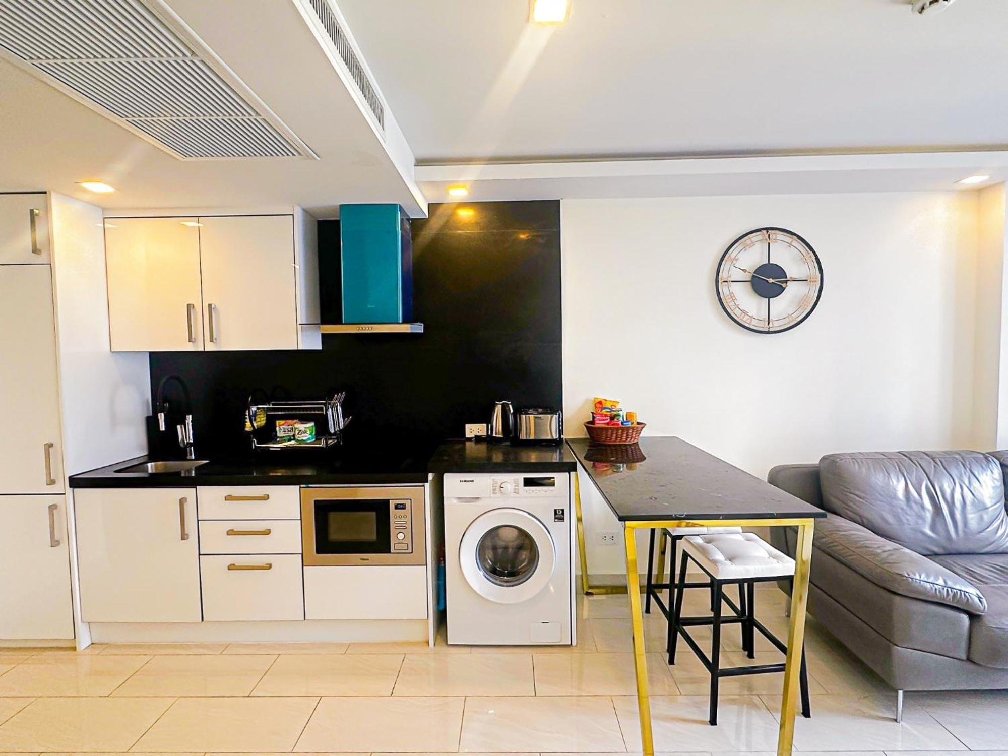 Grand Avenue By Monthstayz Thailand Apartment
