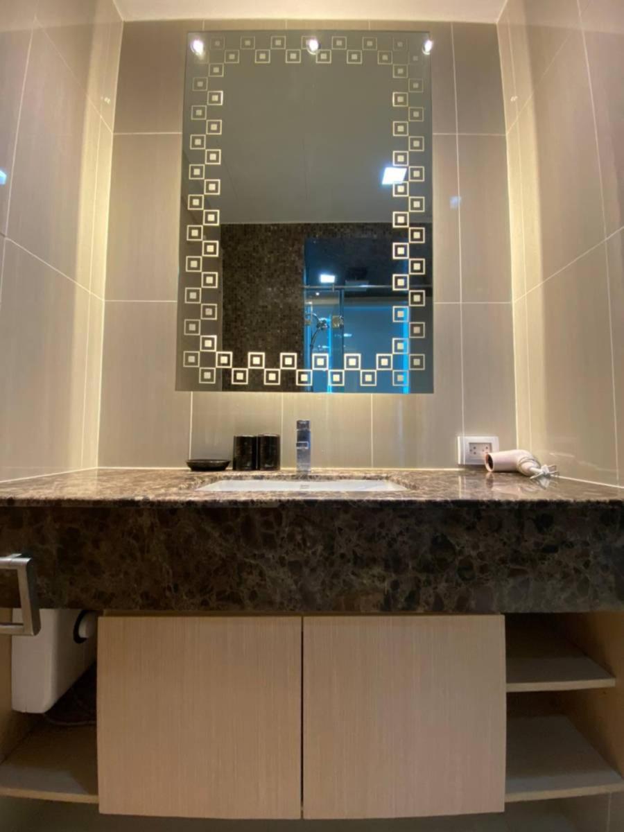 Apartment The Palm Wongamat X Monthstayz Thailand Pattaya