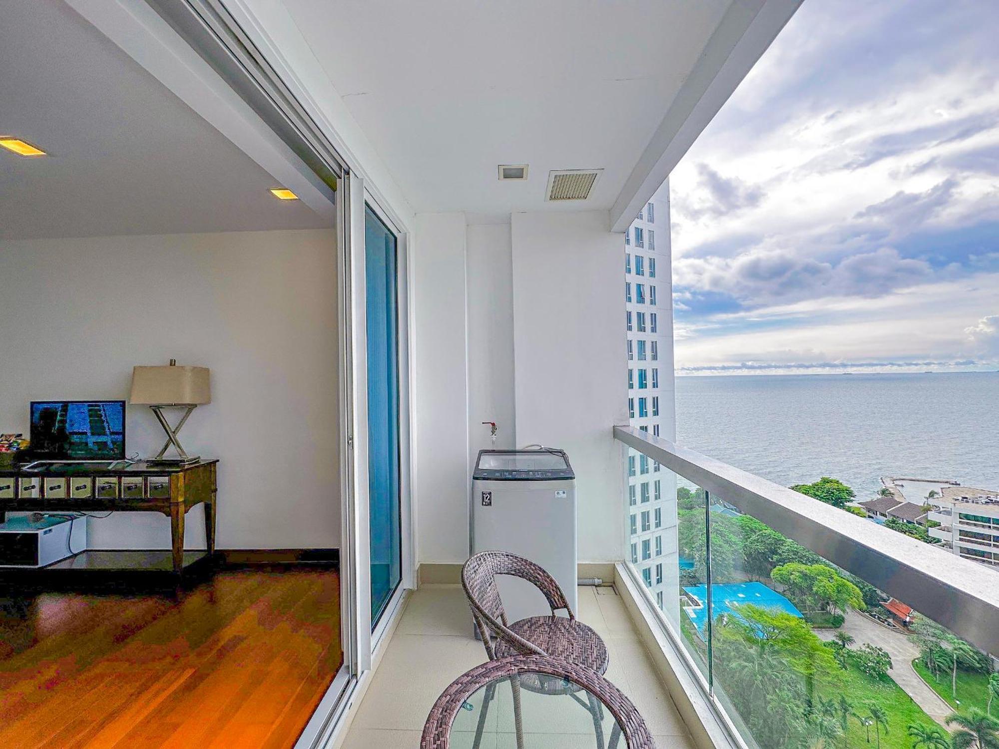 Apartment The Palm Wongamat X Monthstayz Thailand Pattaya