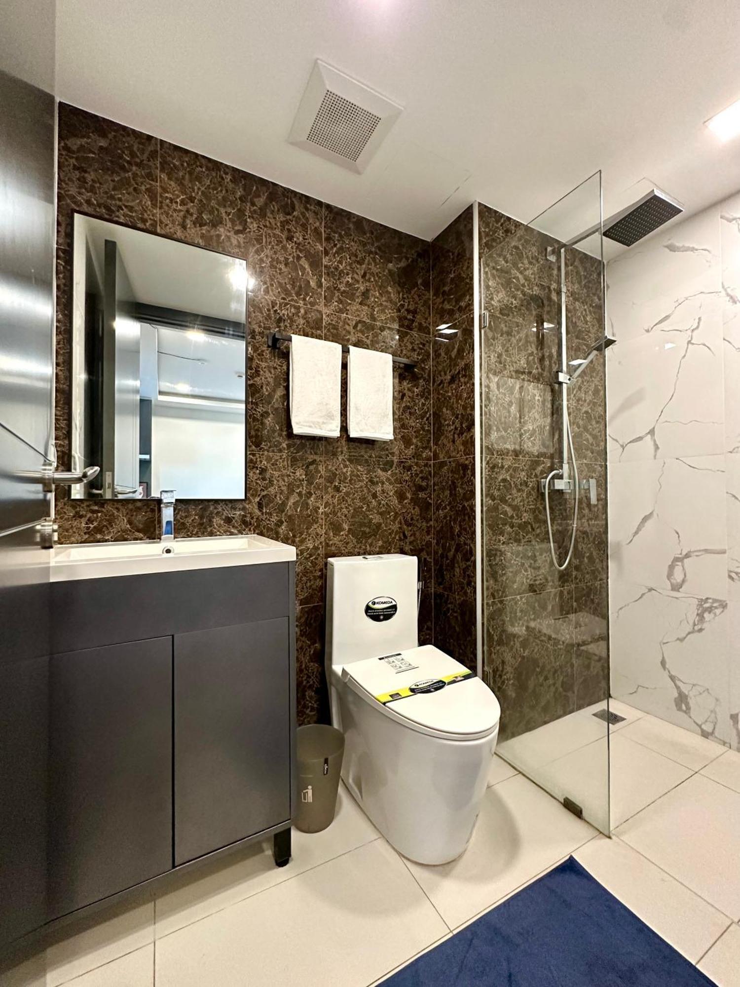 Apartment Arcadia Center Near Walking Street And