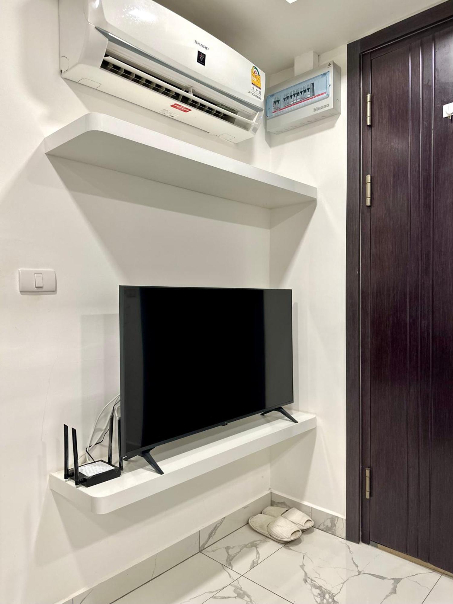 Apartment Arcadia Center Near Walking Street And