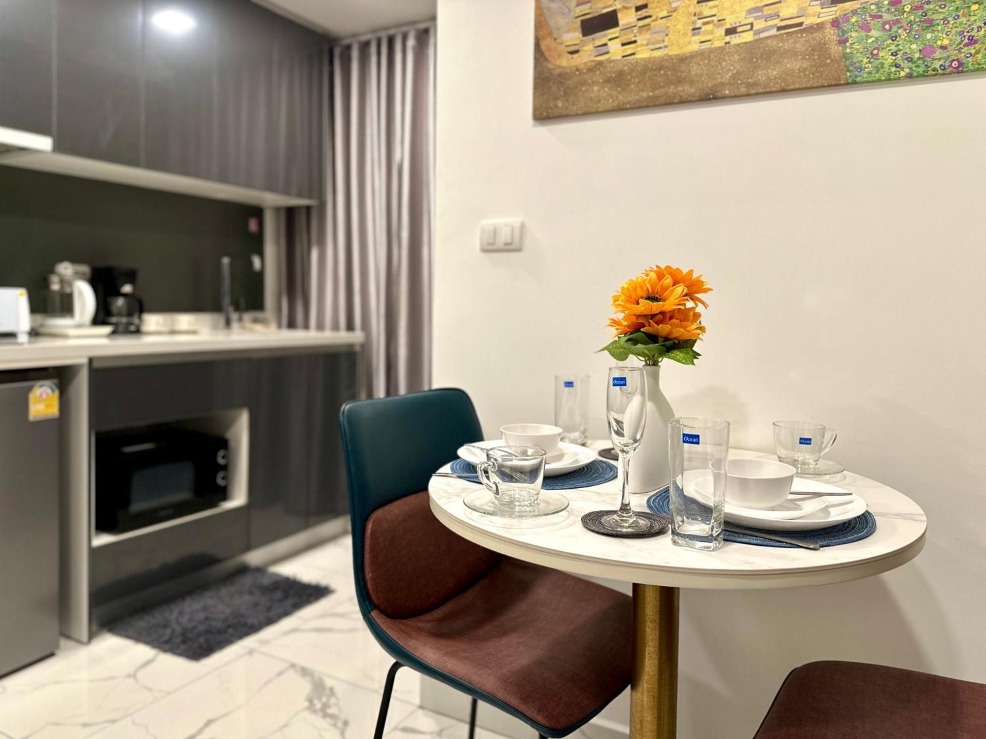 Apartment Arcadia Center Near Walking Street And