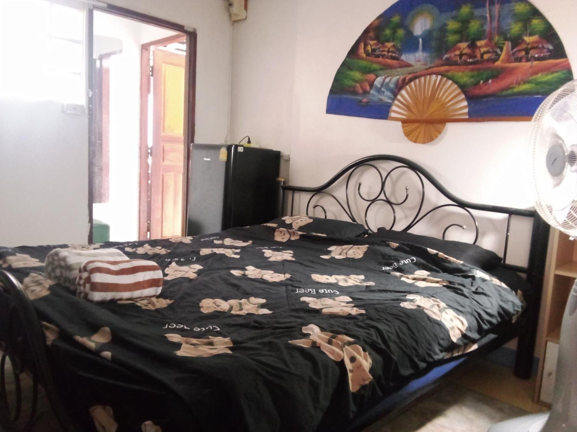 Ben & Lek Guest house