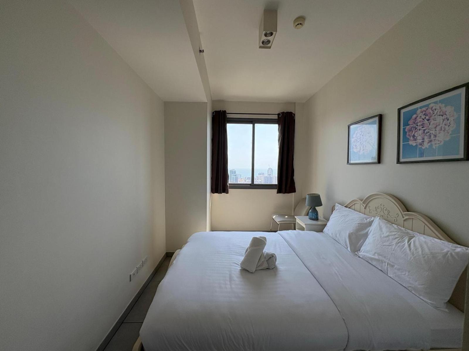Unixx High Floor View Apartment Pattaya