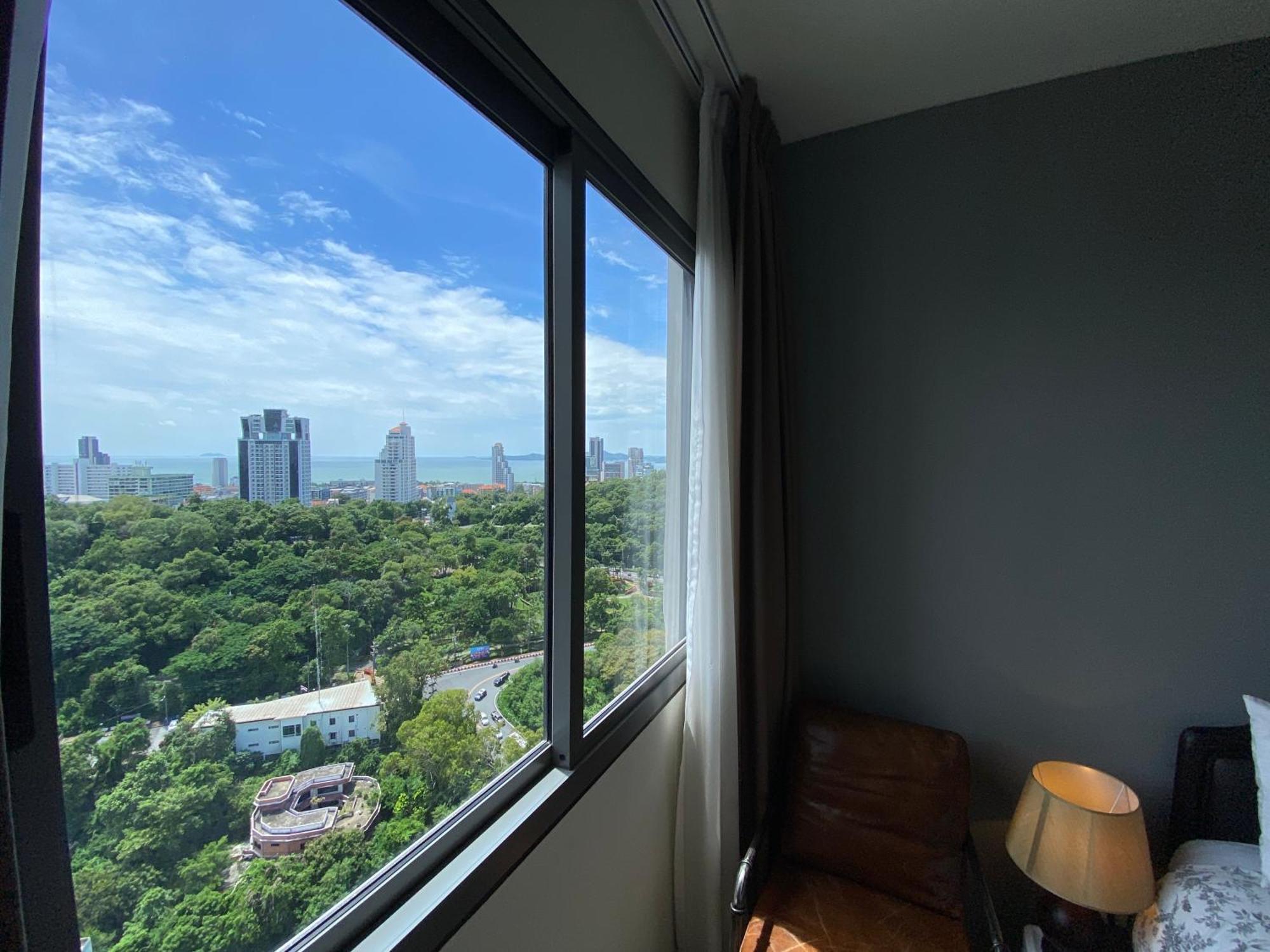 Apartment Unix Near Walking Street Sea View Pattaya