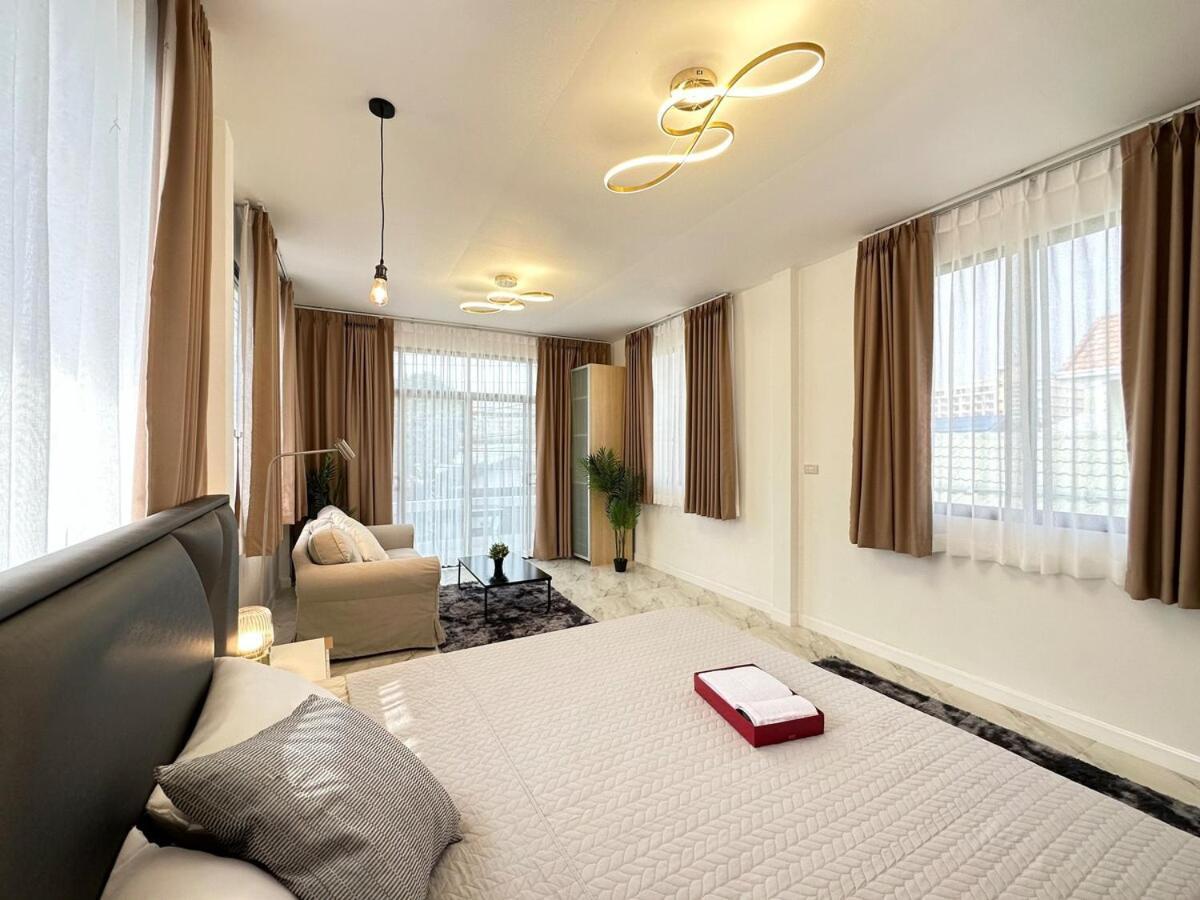 Liwei Cozy Pool Villa